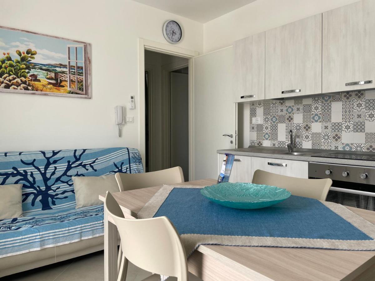 Vila Casa Sole Marina Di Pescoluse Exteriér fotografie